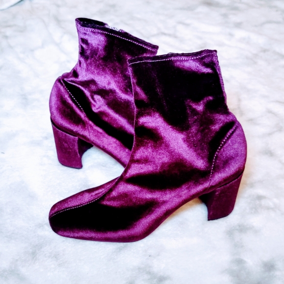 JEFFREY CAMPBELL Purple velvet ankle boots - Picture 6 of 6